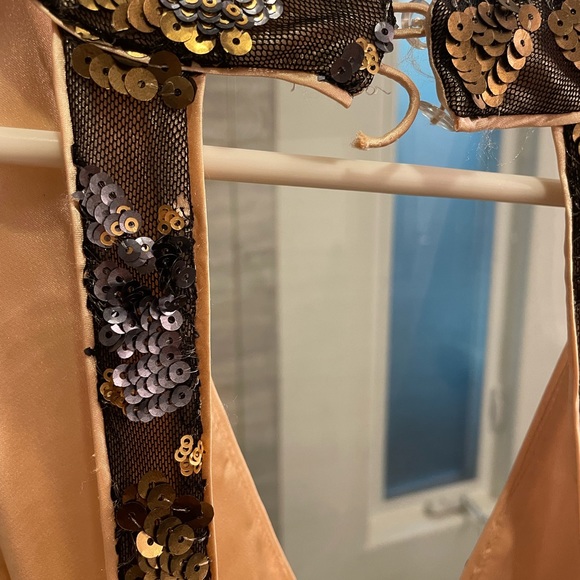 Bebe Sequin Fit & Flare Sequin Bebe - Picture 10 of 11